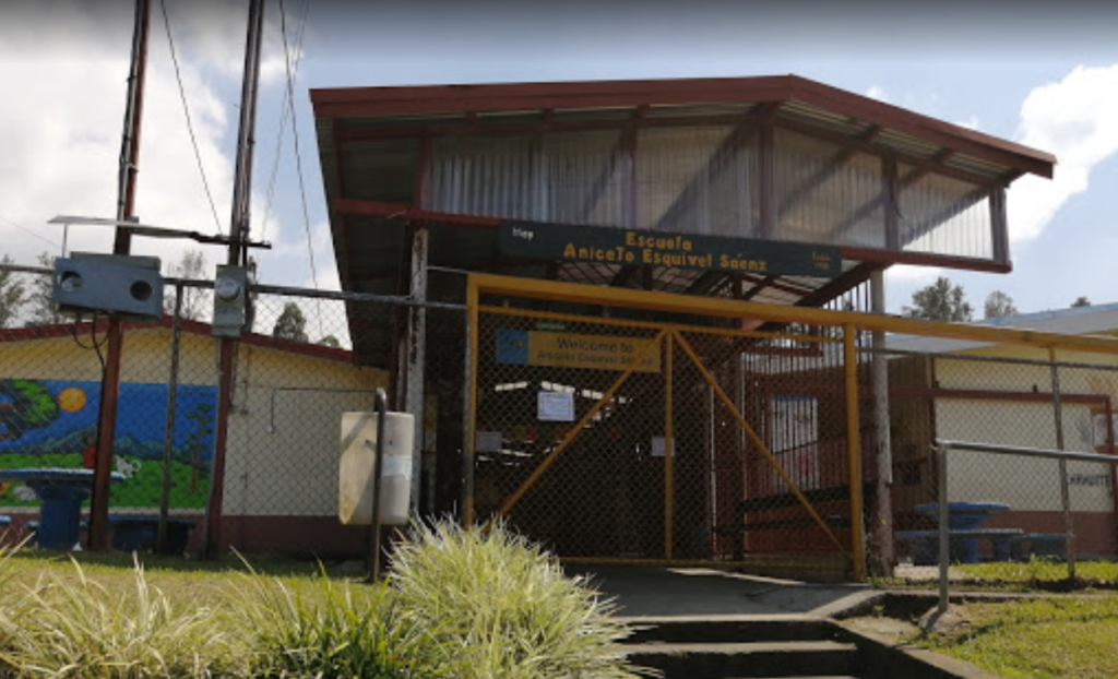 escuela-aniceto1